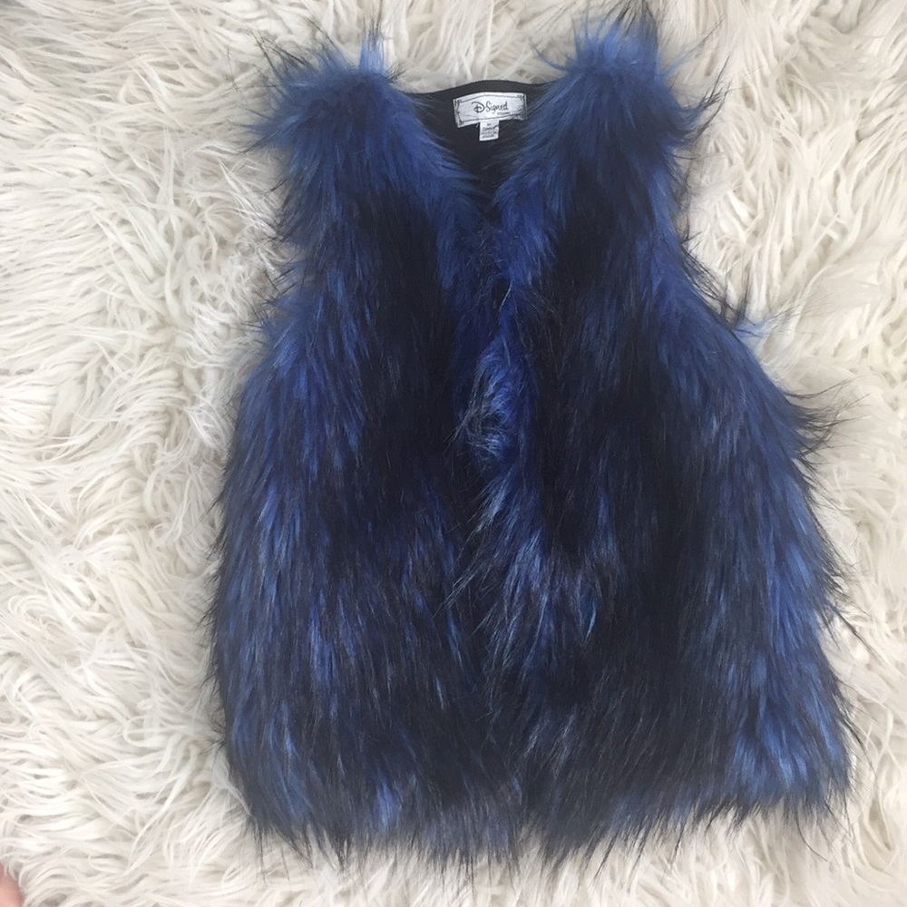 Medium blue vest